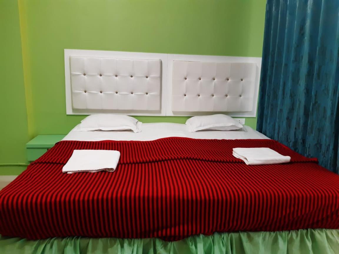 Niasha Hotel Mangalore Exterior photo