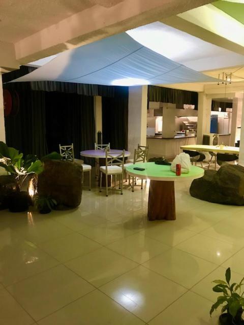 Niasha Hotel Mangalore Exterior photo